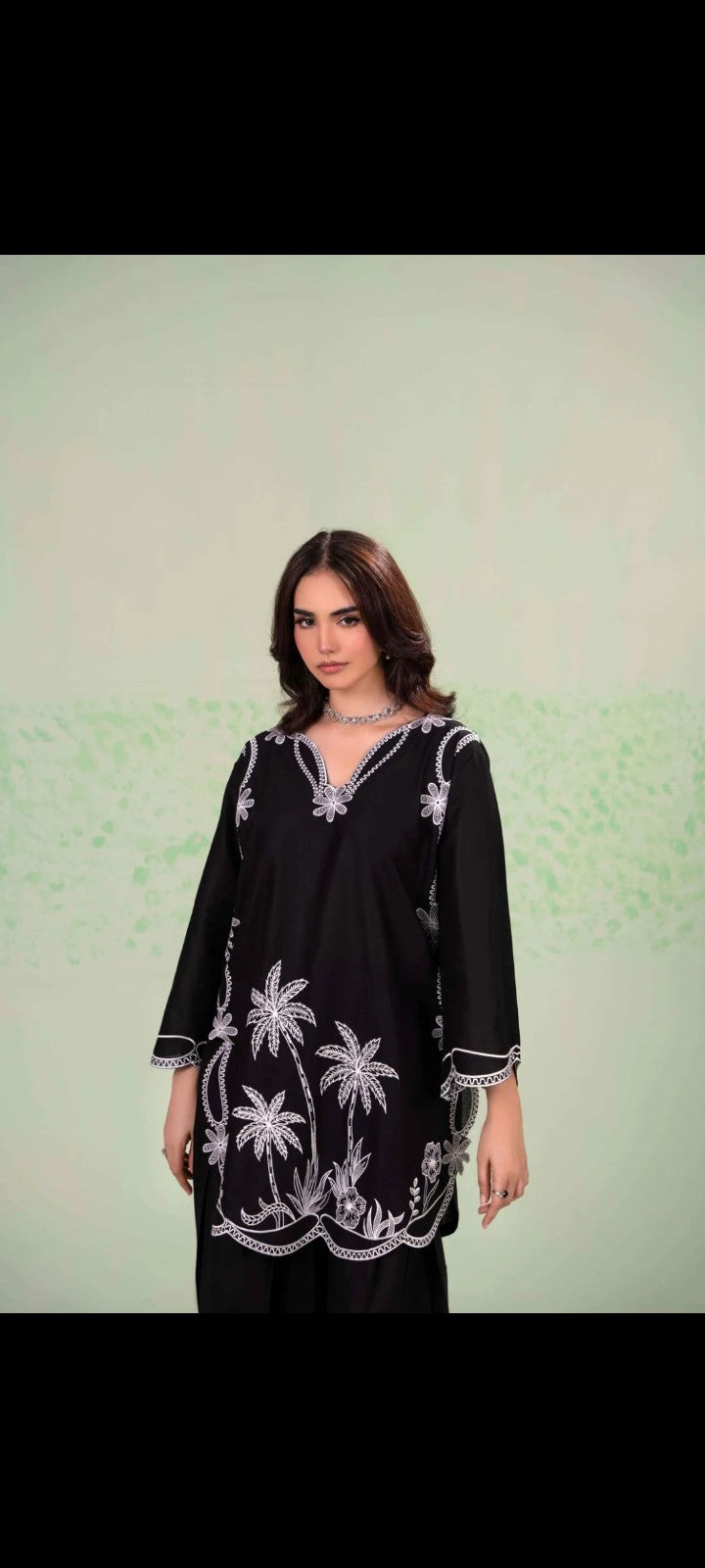 Elegant Black Embroidered Lawn Suit – 2 Piece