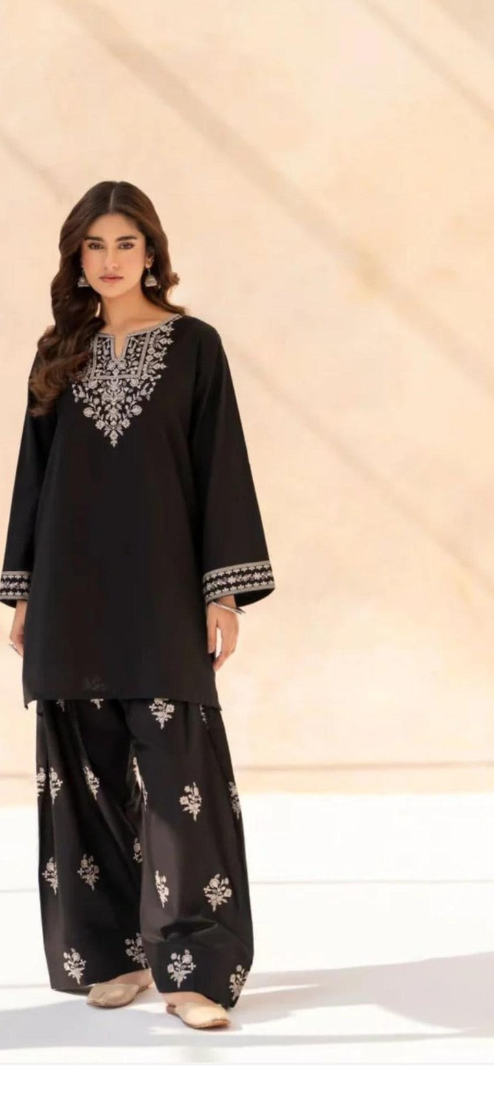 Elegant Black Embroidered Kurti | Premium Ethnic Wear ✨🌸